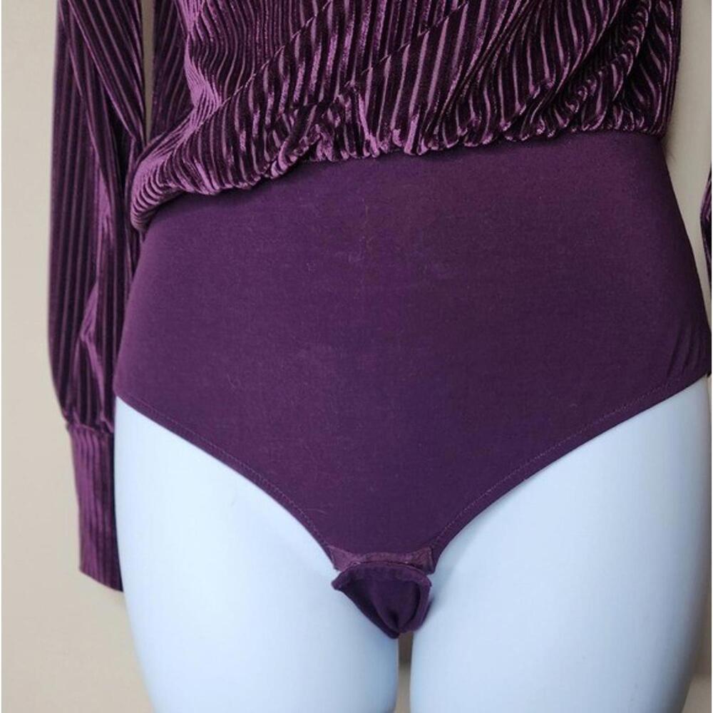 Intimissimi Open Back Ribbed Velvet wine Bodysuit Size S - Picture 8 of 9